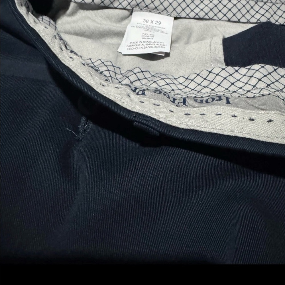 Haggar Men's 38x29 Iron Free Premium Khaki Classic Fit Navy Flat Front Pants - Picture 2 of 3